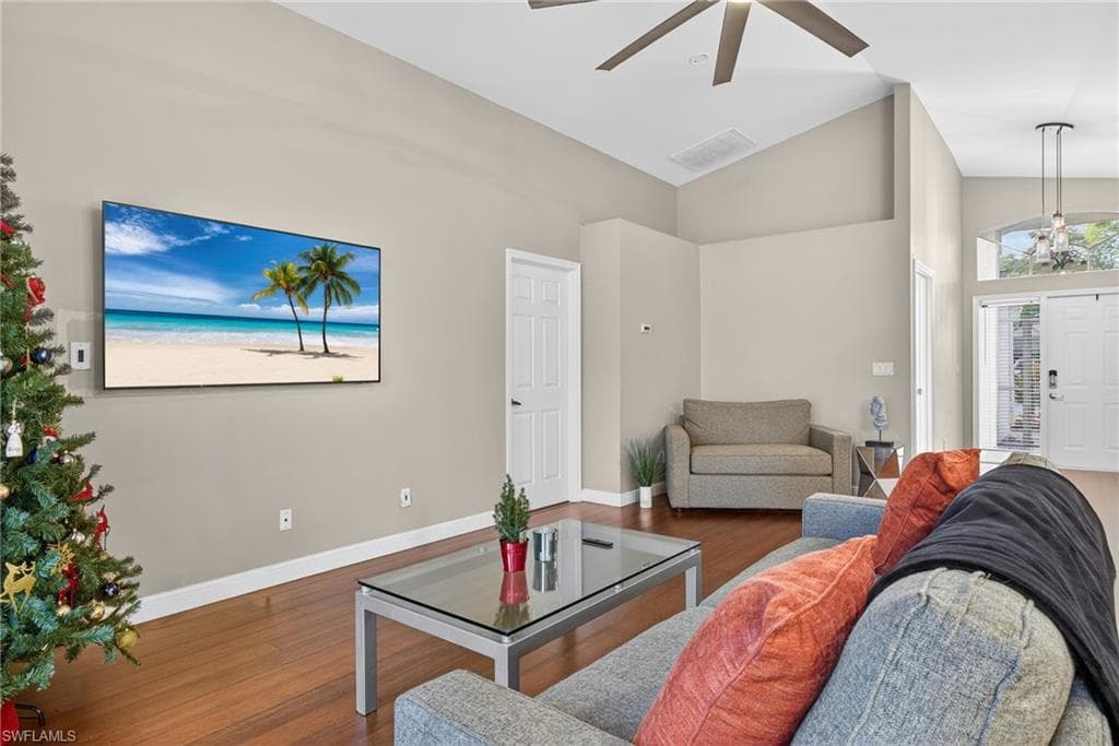 18015 Horseshoe Bay CIR-5