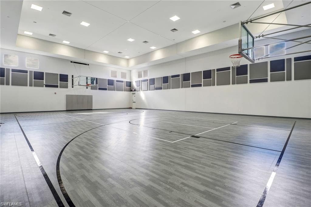 4654 Kensington CIR-43