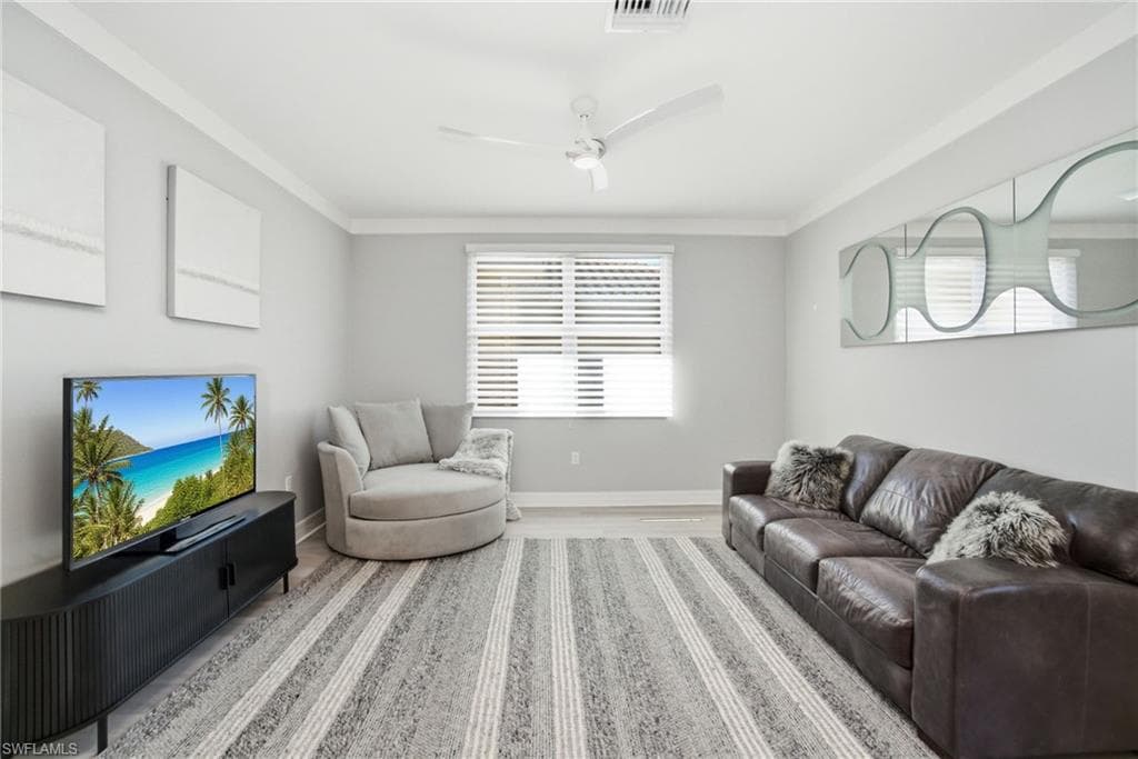 4654 Kensington CIR-12