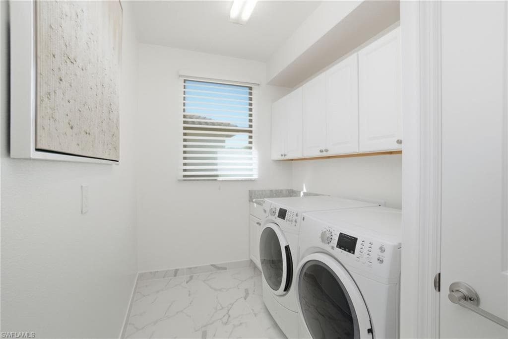 4654 Kensington CIR-22
