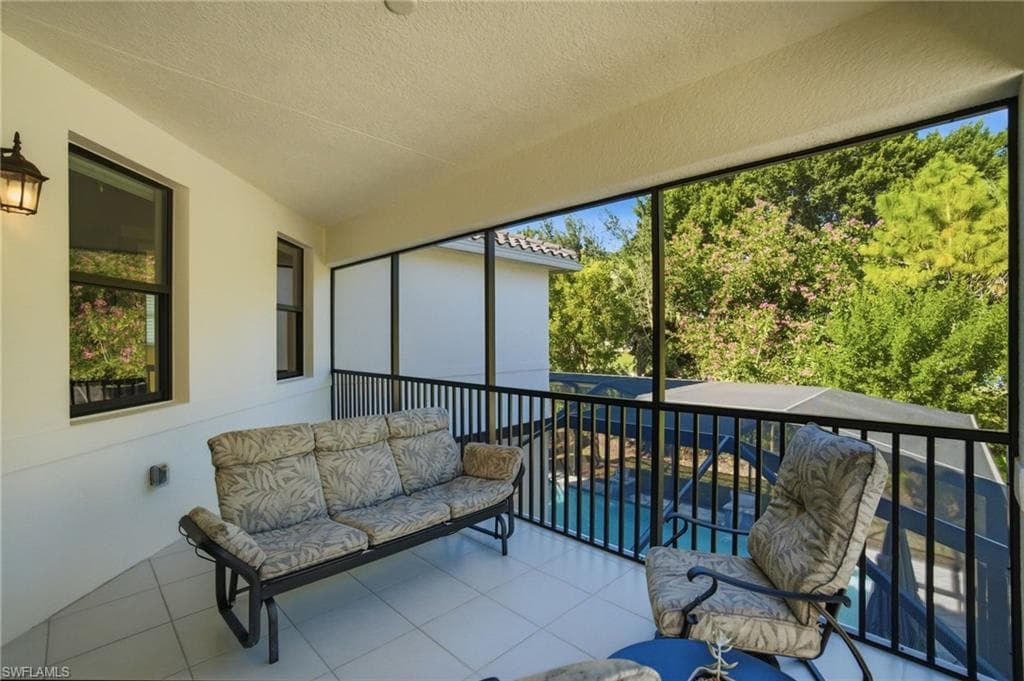 4654 Kensington CIR-31