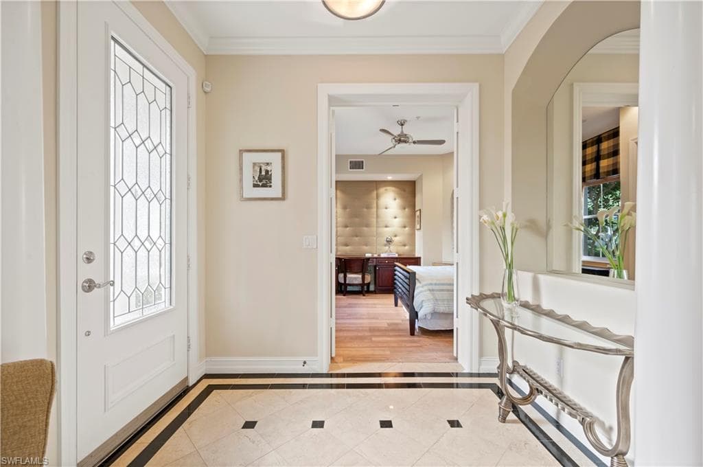 2809 Tiburon BLVD E 2-4