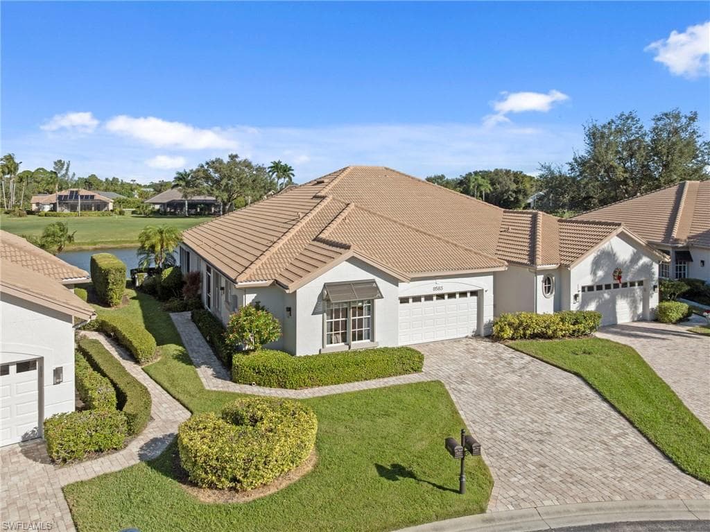 8583 Fairway Bend DR-2