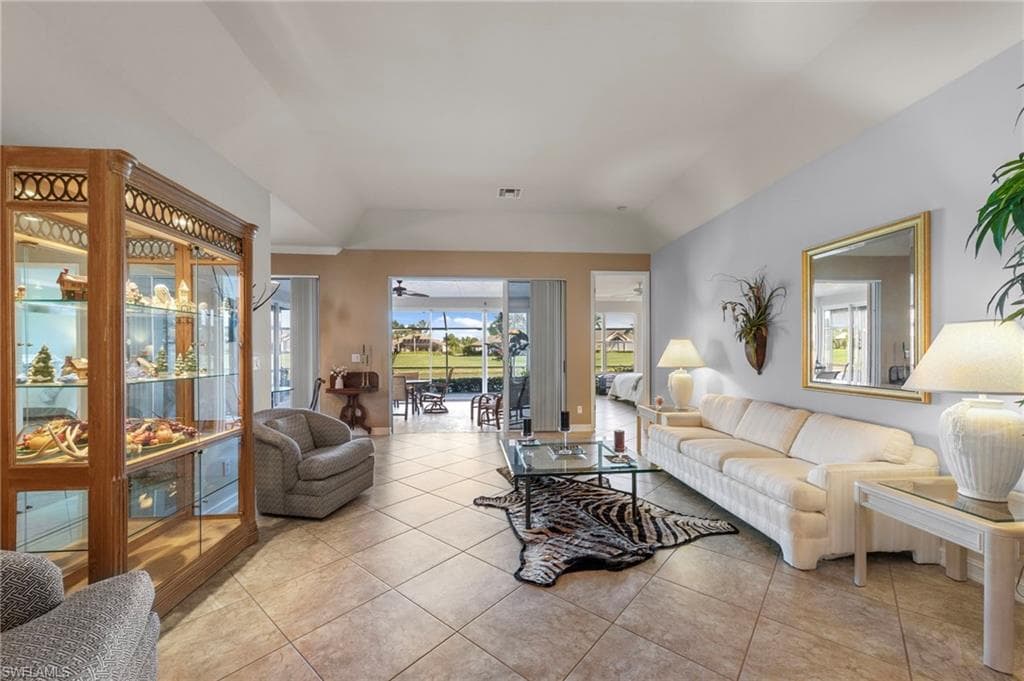 8583 Fairway Bend DR-12