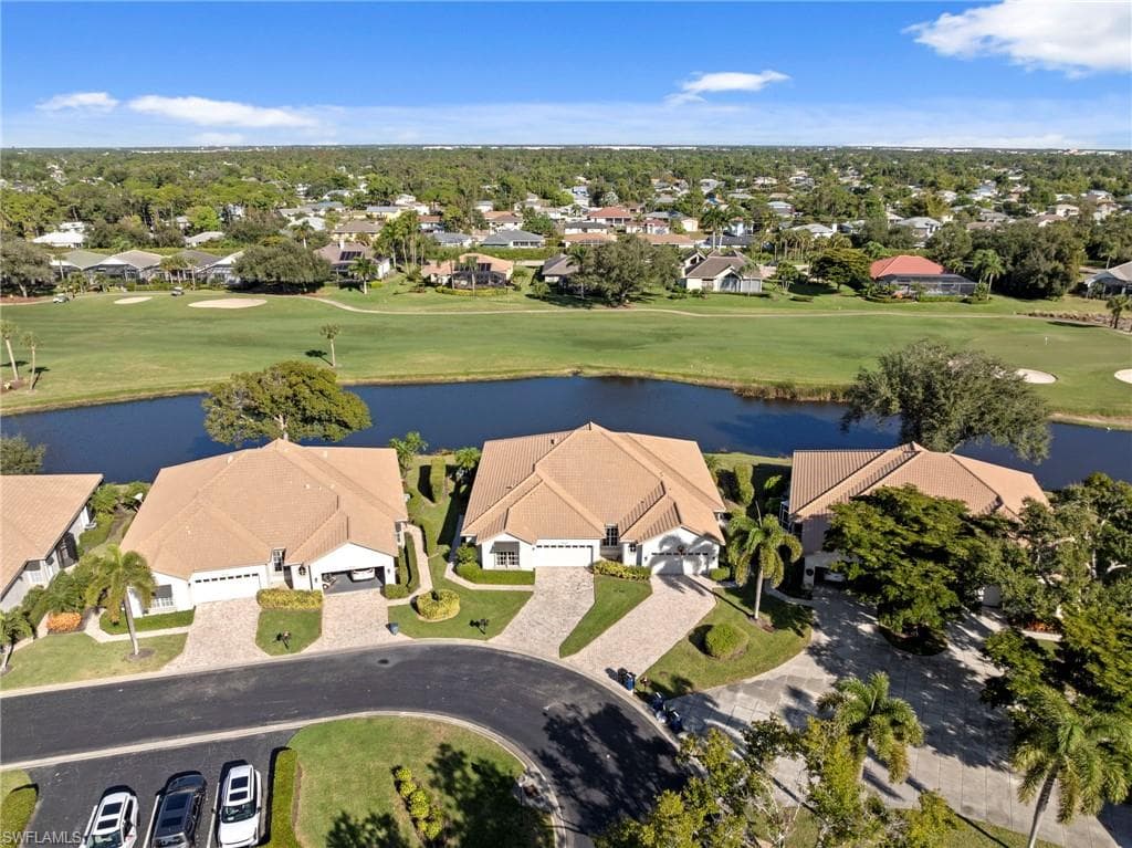 8583 Fairway Bend DR-35