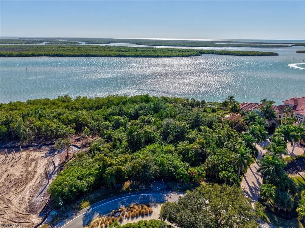 1272 Blue Hill Creek DR-2