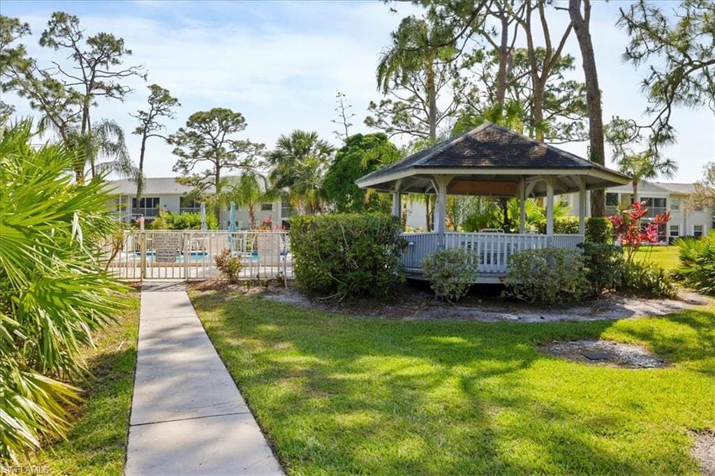 7086 Nantucket CIR 6-10