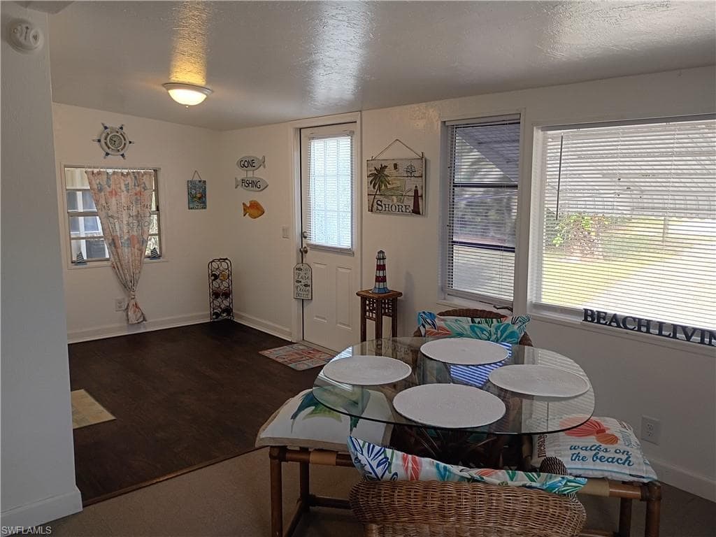 7867 Raymary ST-13
