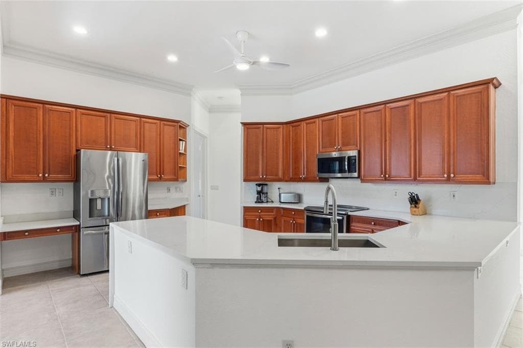 657 Soliel DR-6
