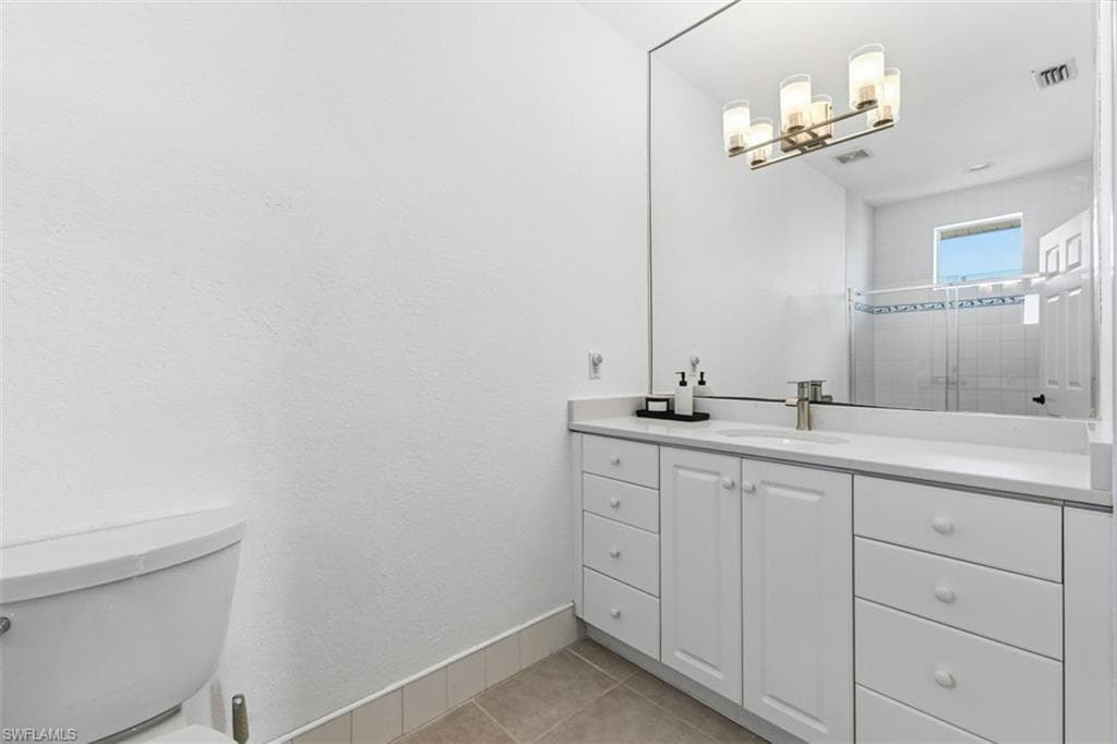 657 Soliel DR-22