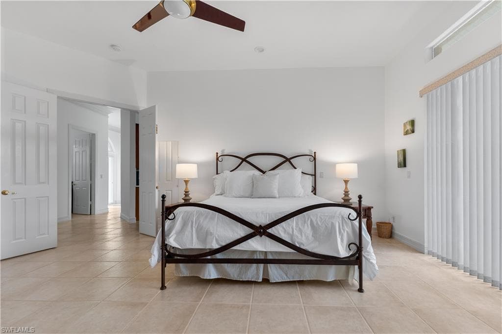 657 Soliel DR-7