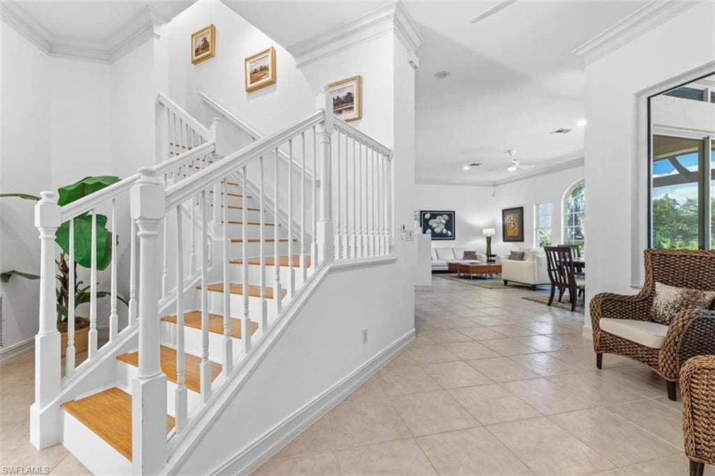 657 Soliel DR-14