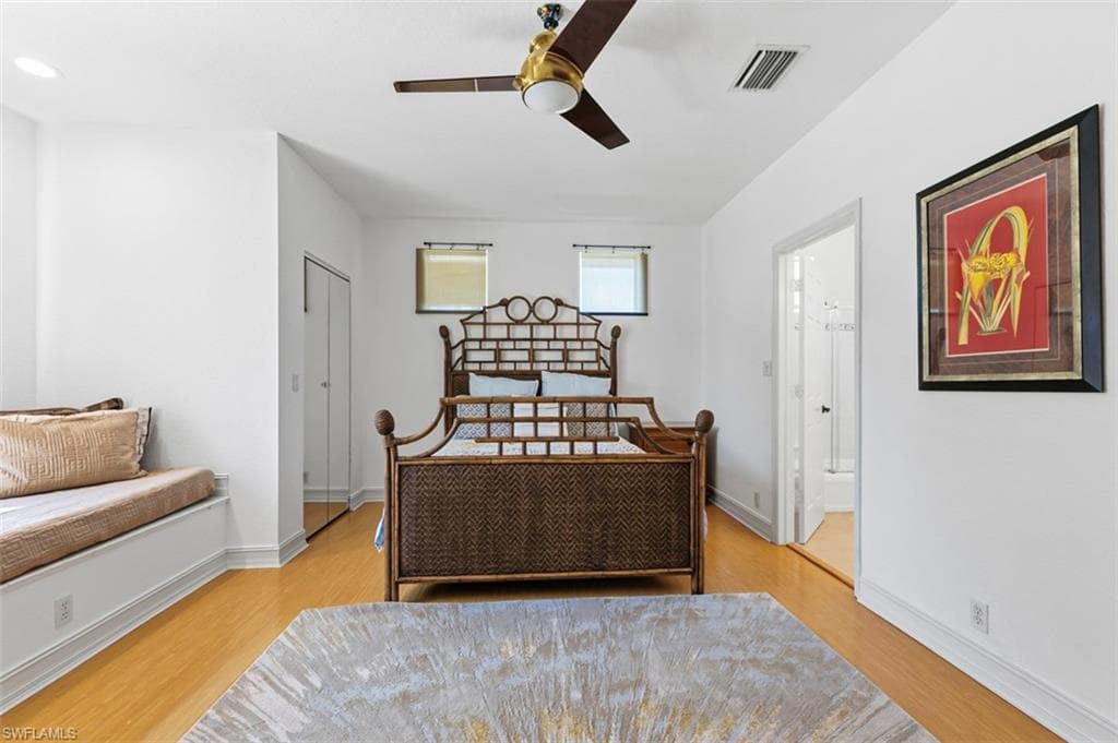 657 Soliel DR-21
