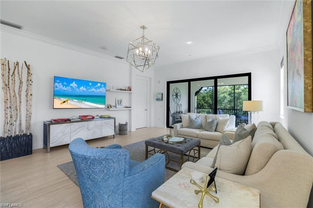 16374 Viansa WAY 302-3