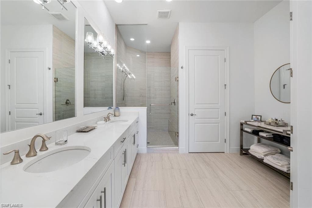 16374 Viansa WAY 302-10