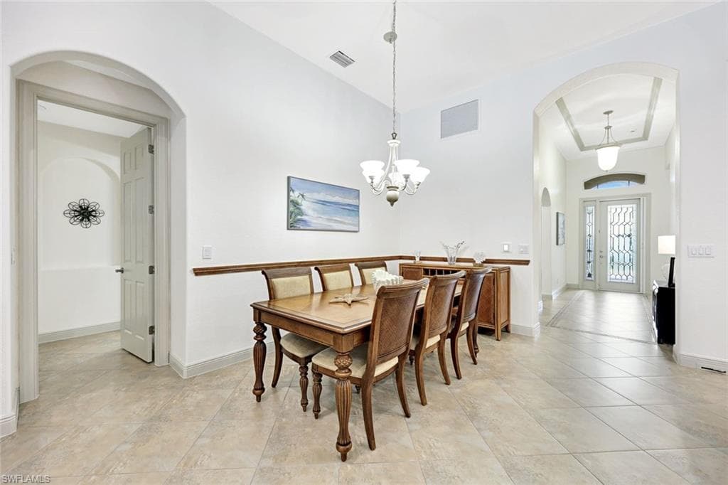 7655 Martino CIR-8
