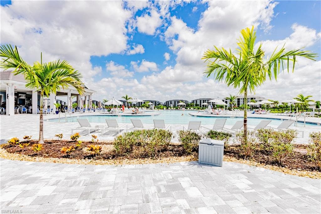 5527 DOUBLE EAGLE CIR 3815-41