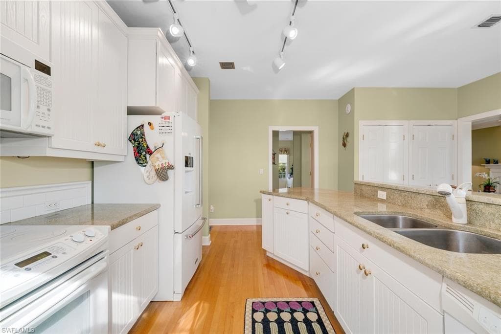 1172 Kittiwake CIR-23
