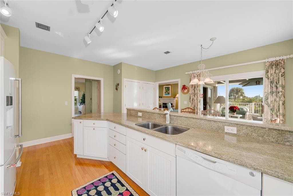 1172 Kittiwake CIR-20