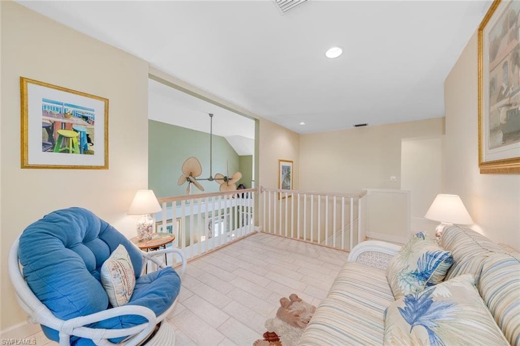 1172 Kittiwake CIR-33