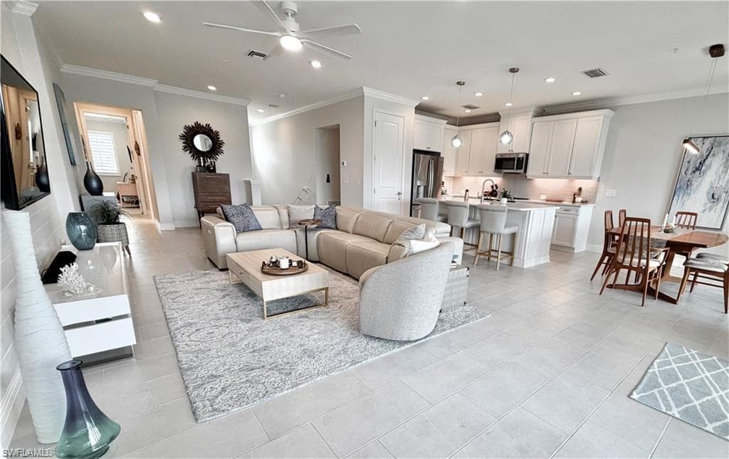 2647 Seychelles CIR 2206-6