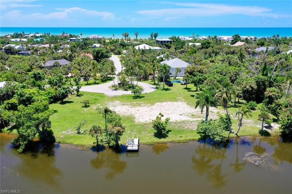 4037 Coquina DR-36