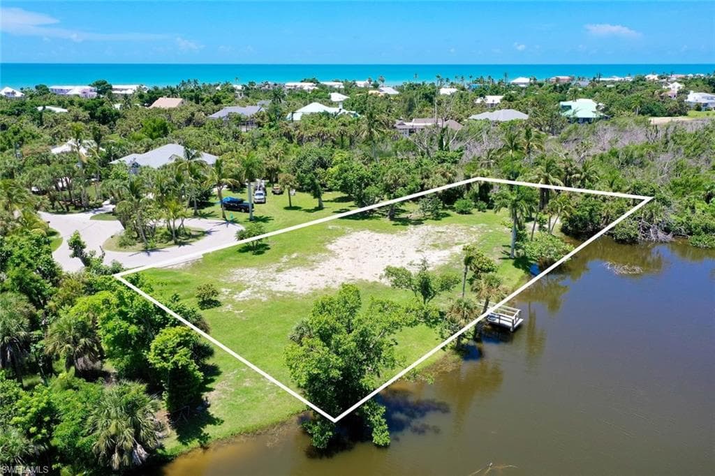 4037 Coquina DR-4