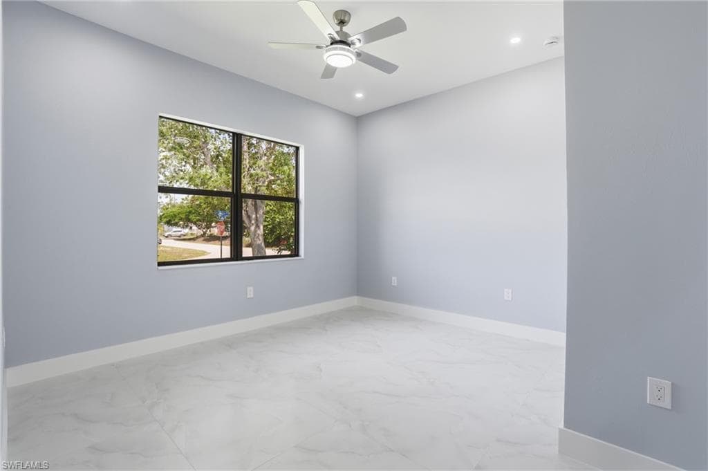 27659 Franklin ST-25