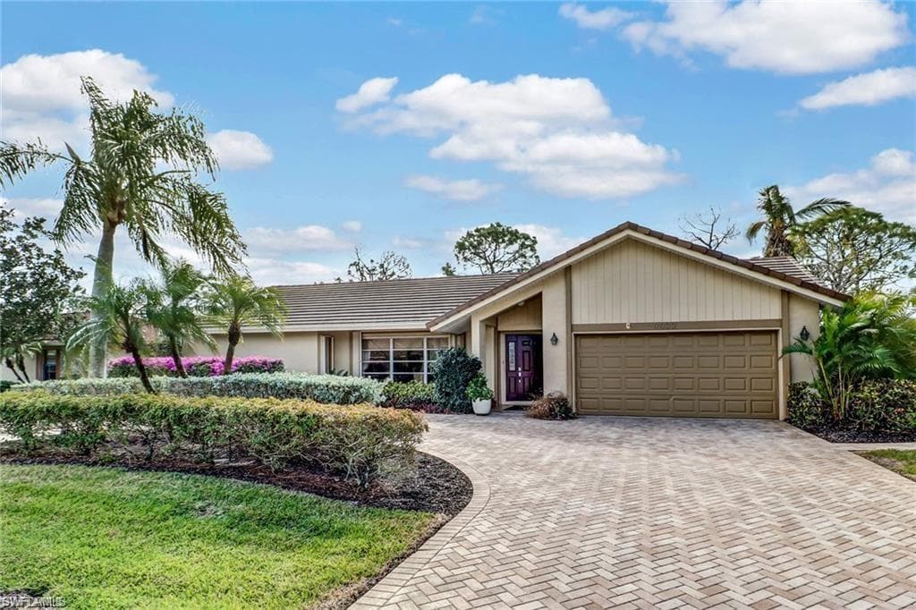 9977 Treasure Cay Ln-1