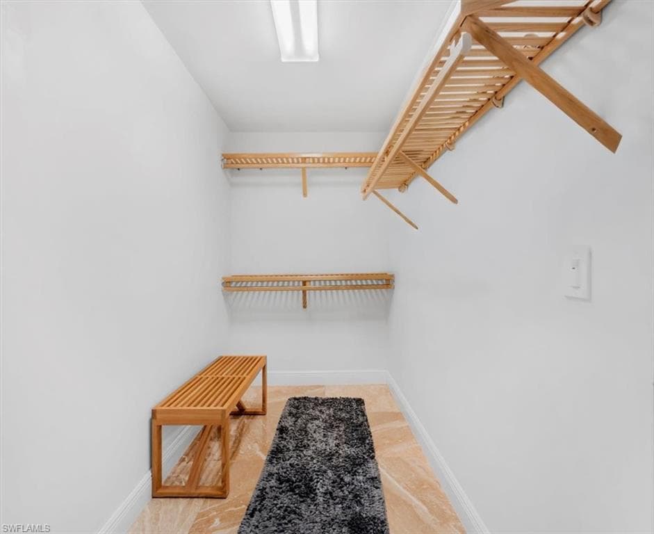 6061 Silver King BLVD 306-38