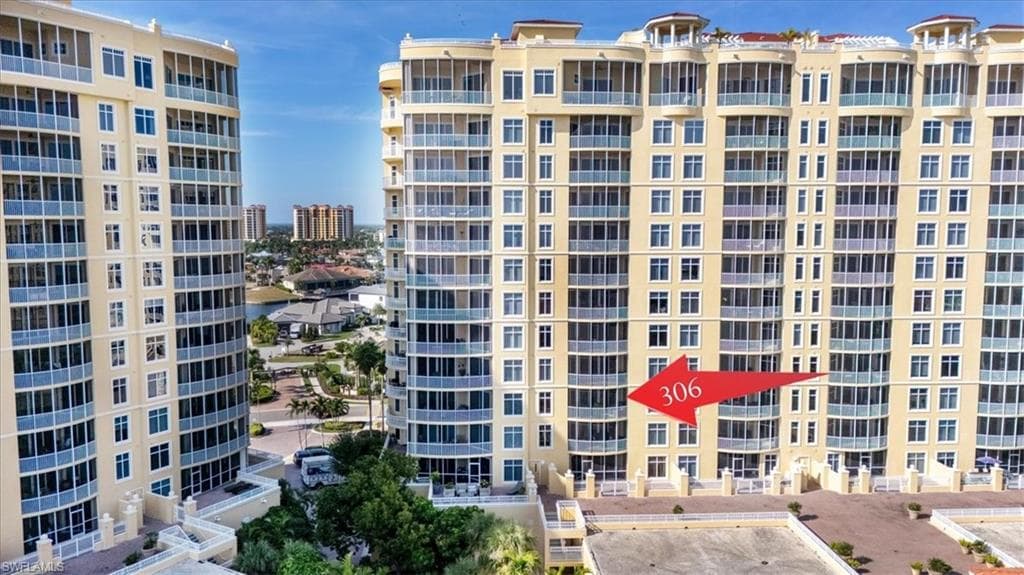 6061 Silver King BLVD 306-49