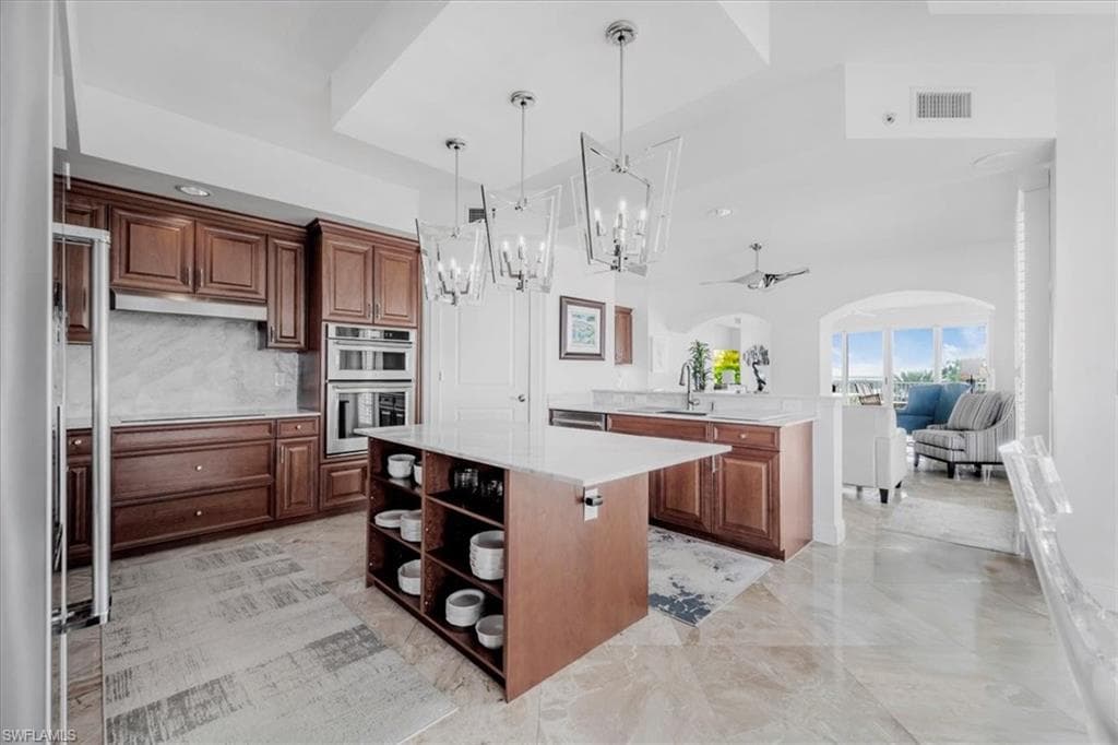 6061 Silver King BLVD 306-18