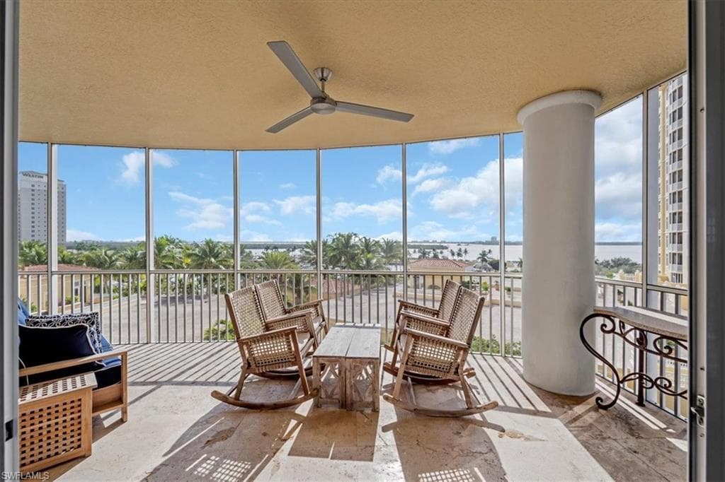 6061 Silver King BLVD 306-29