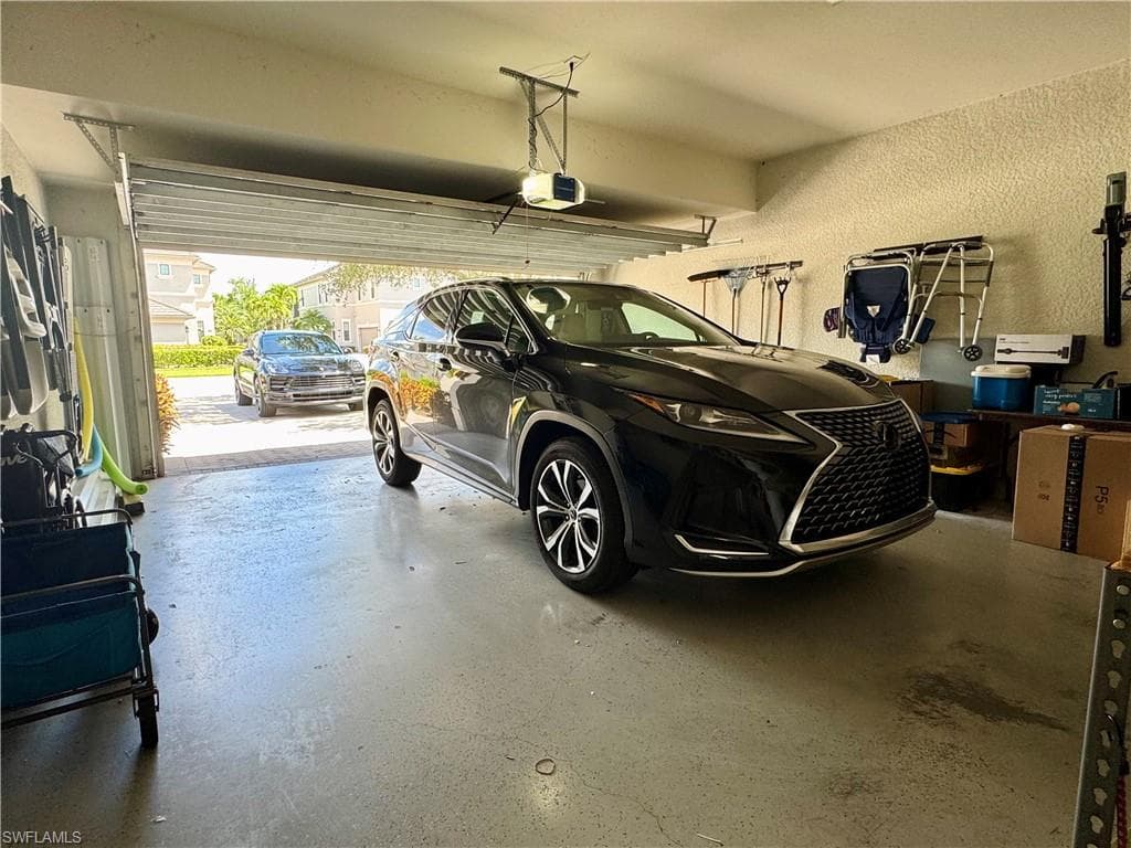12038 Covent Garden CT 704-15