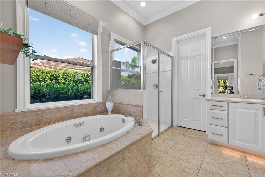24920 Divot DR-16