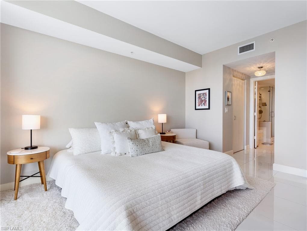 3000 Oasis Grand BLVD 1206-23