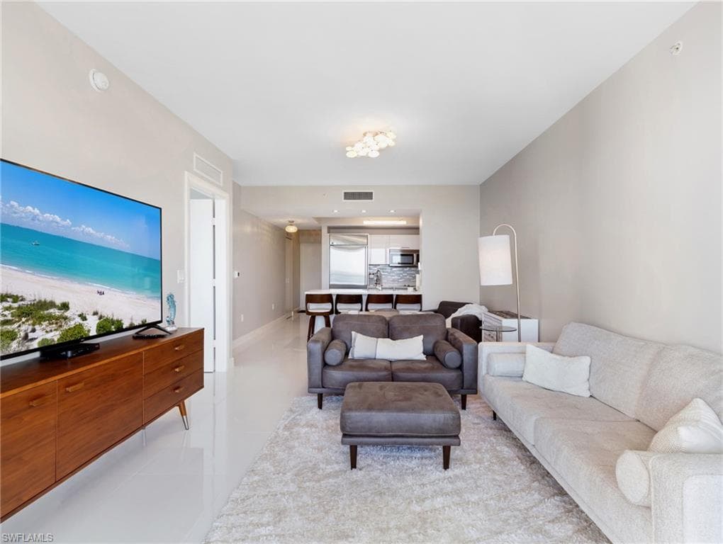 3000 Oasis Grand BLVD 1206-6