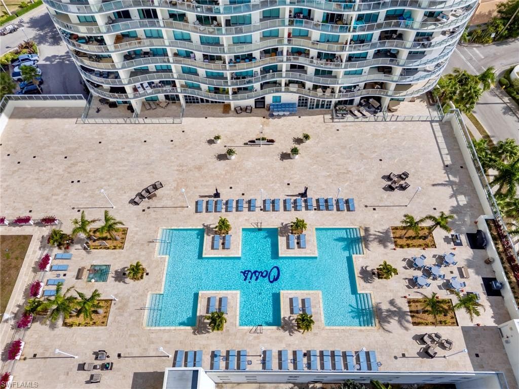 3000 Oasis Grand BLVD 1206-28