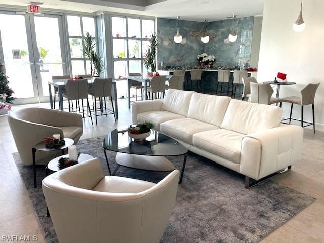 3000 Oasis Grand BLVD 1206-38