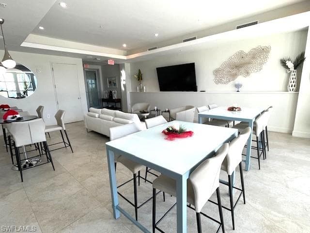 3000 Oasis Grand BLVD 1206-37