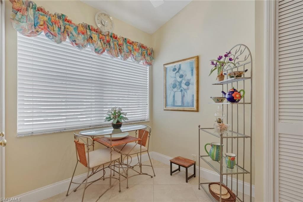 3941 Leeward Passage CT 205-5