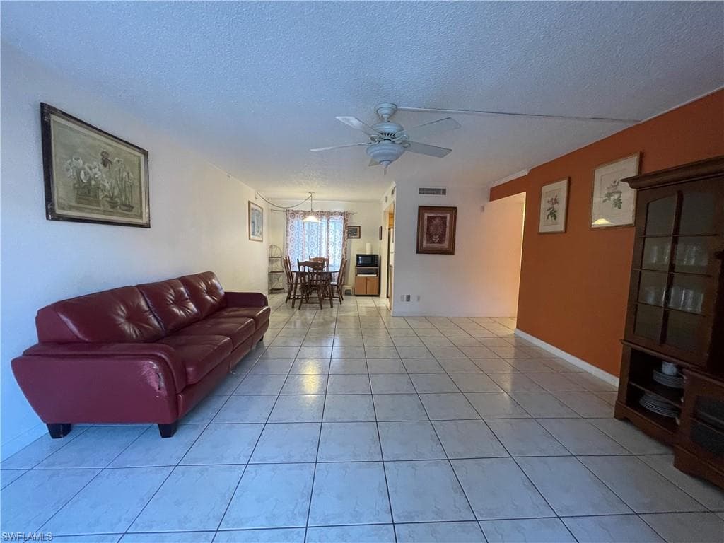 2366 E Mall DR 304-12