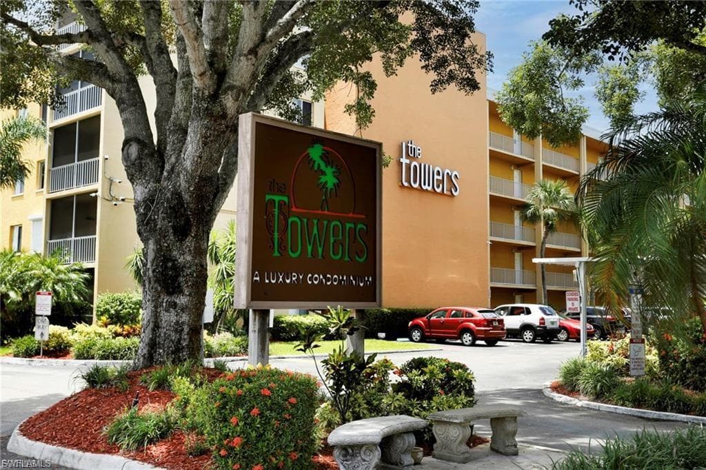 2366 E Mall DR 304-41