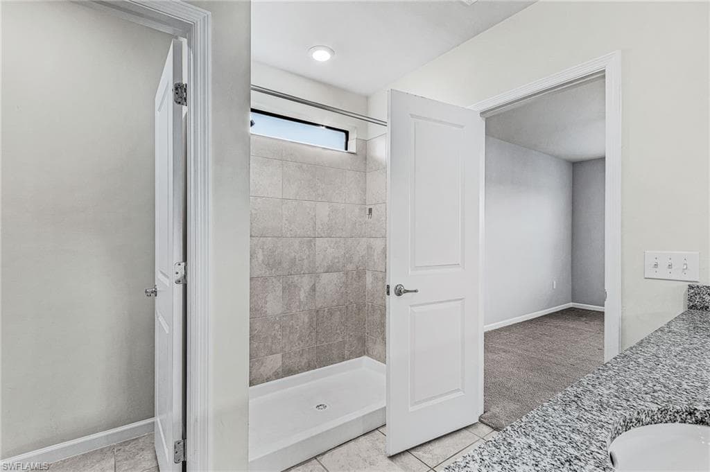 16033 Beachberry DR-10