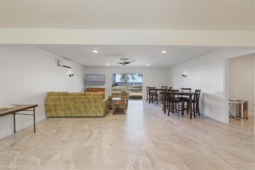 3225 E Riverside DR 63-F-22