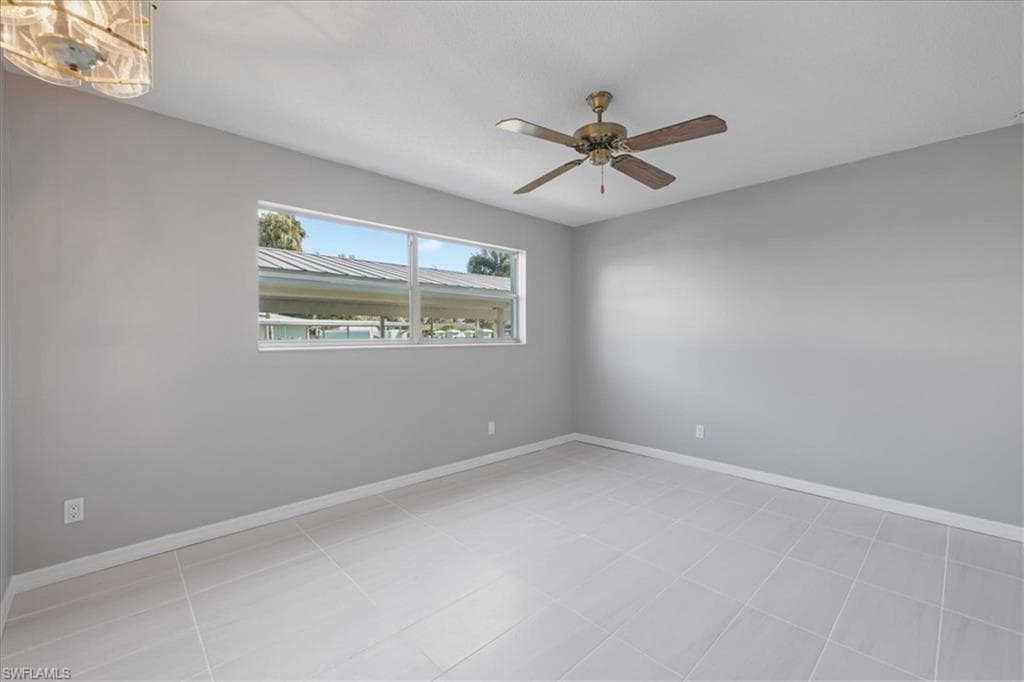 3225 E Riverside DR 63-F-15