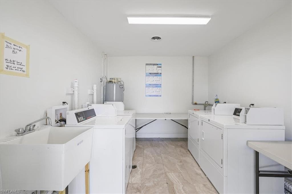 3225 E Riverside DR 63-F-19