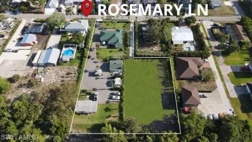 1308 Rosemary LN-26