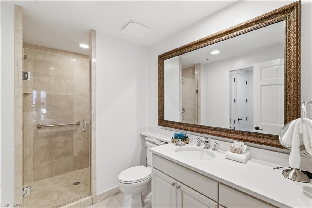 221 9th ST S 217-27