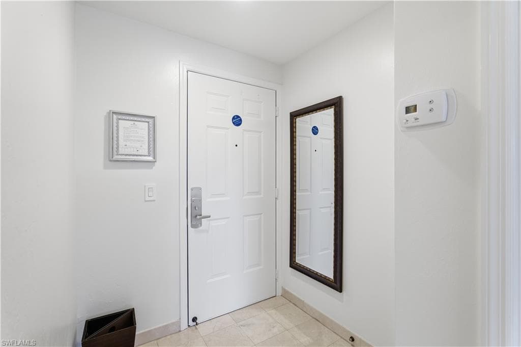 221 9th ST S 403-17